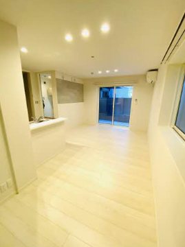 コンフォーザ リビング