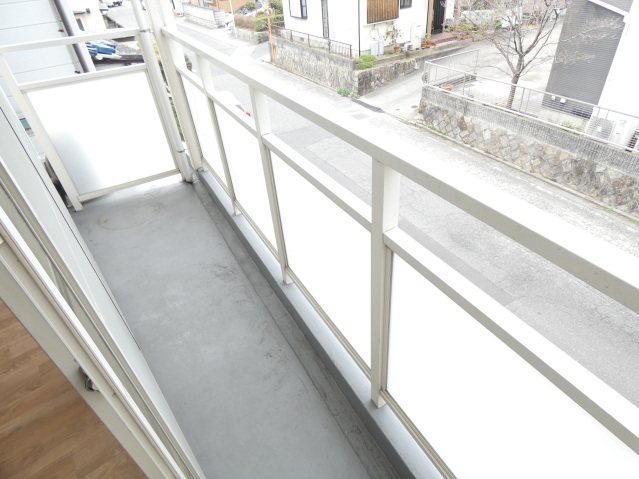 井上貸家 ベランダ
