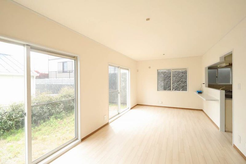 観音台４丁目戸建て リビング