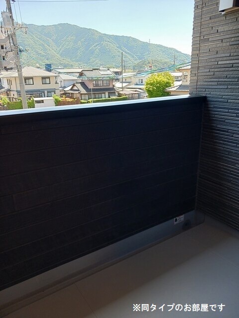 上平良アパート ベランダ