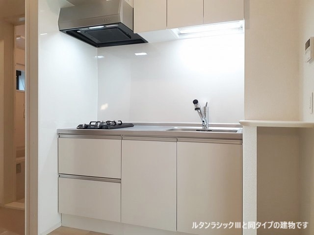 メゾン・セレニテ　Ｃ キッチン