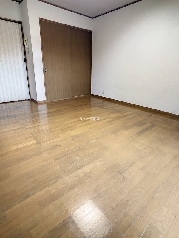 エリザホール ベッドルーム