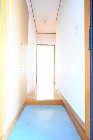 コーポアネックスM2 玄関