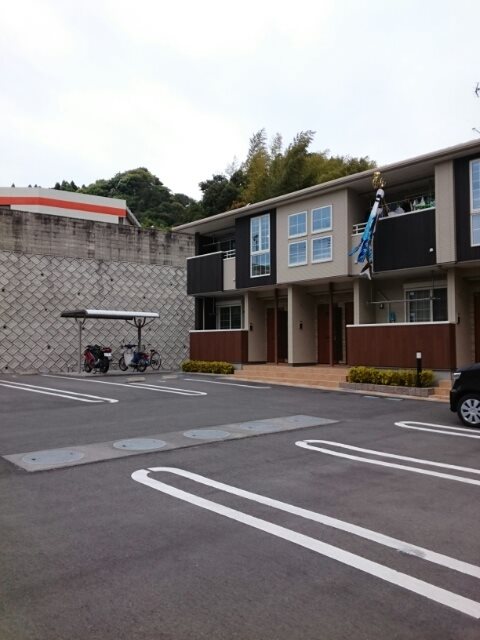 鹿児島県鹿児島市中山町 駐車場