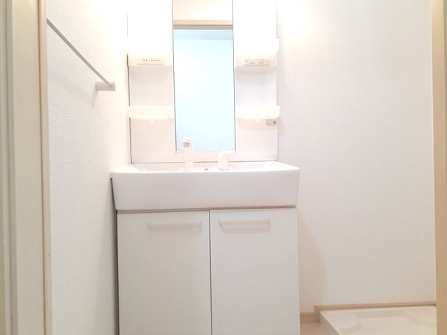 鹿児島県鹿児島市中山２丁目 洗面所