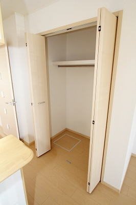鹿児島県鹿児島市中山２丁目 収納