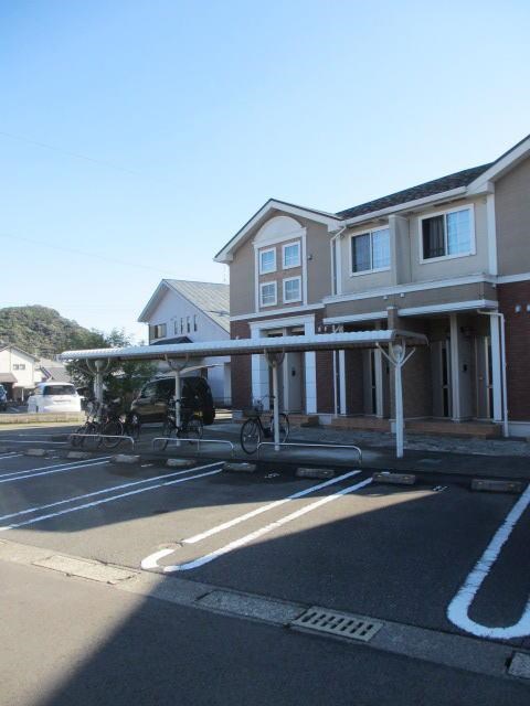 鹿児島県鹿児島市中山２丁目 駐車場