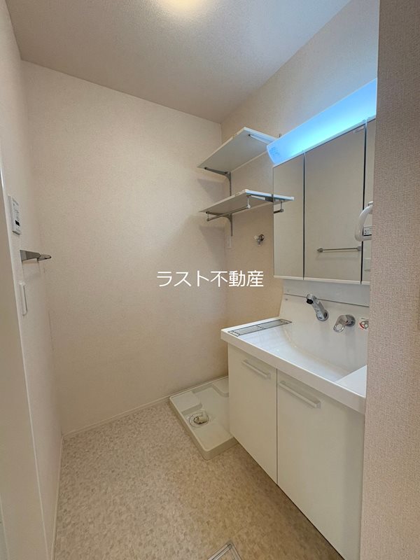 セレーネ中郷 洗面所