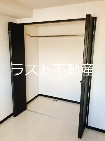 グランハイツ 収納