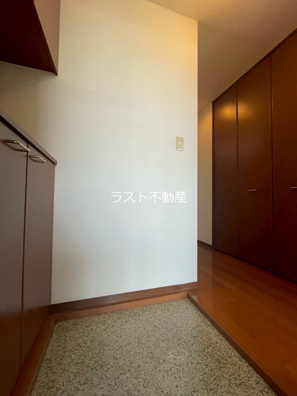 ディアスS 玄関