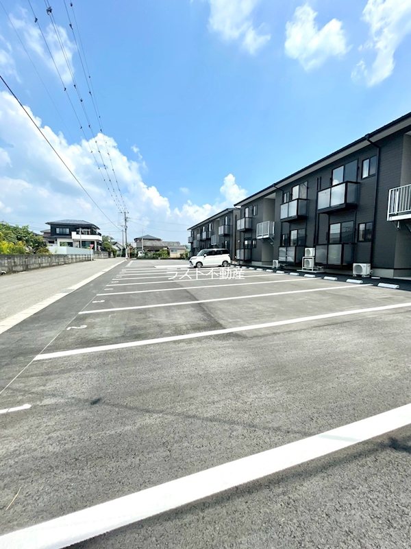 グレイス宮之城　B棟 駐車場