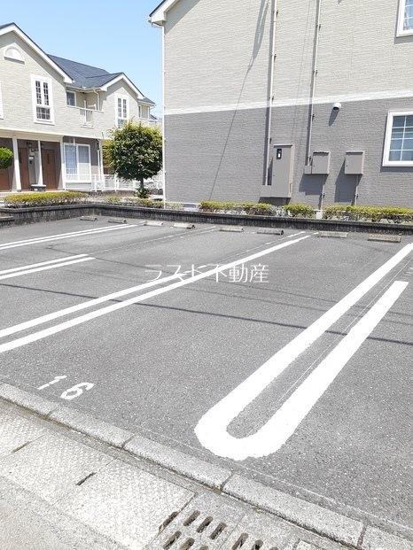 アドバンス銀河の森Ⅱ 駐車場