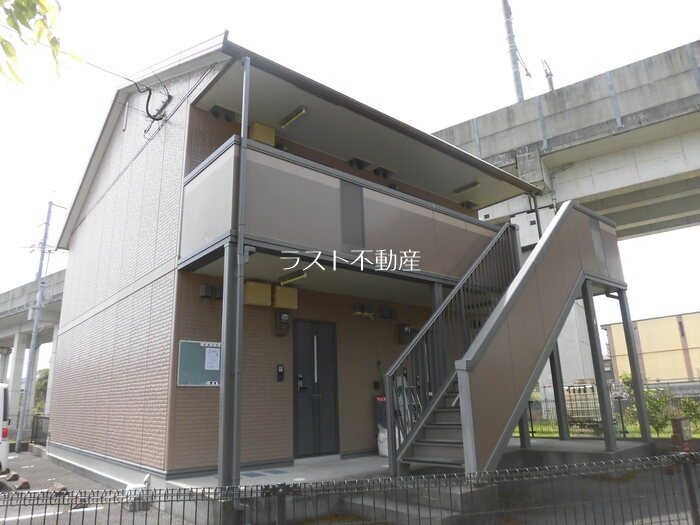 パディー盛 玄関