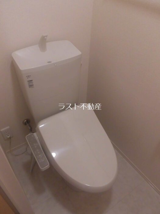 ヴィブァン　B棟 トイレ