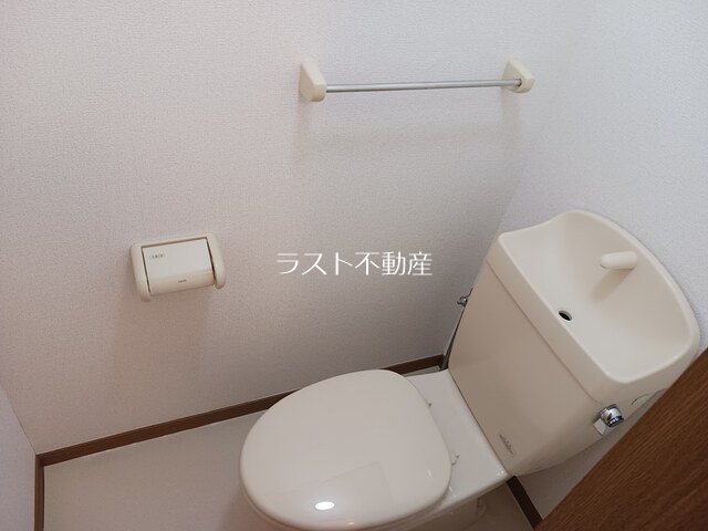 ニーロクセブンⅡ トイレ