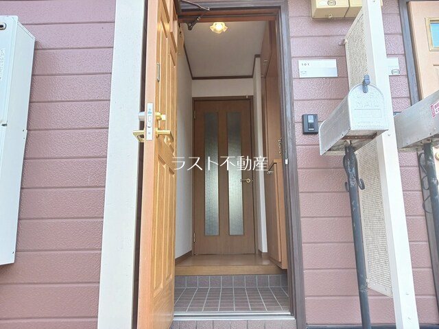 ニーロクセブンⅡ 玄関