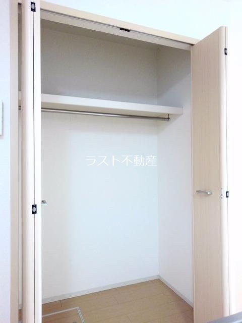 エレガンソーレⅡ 収納