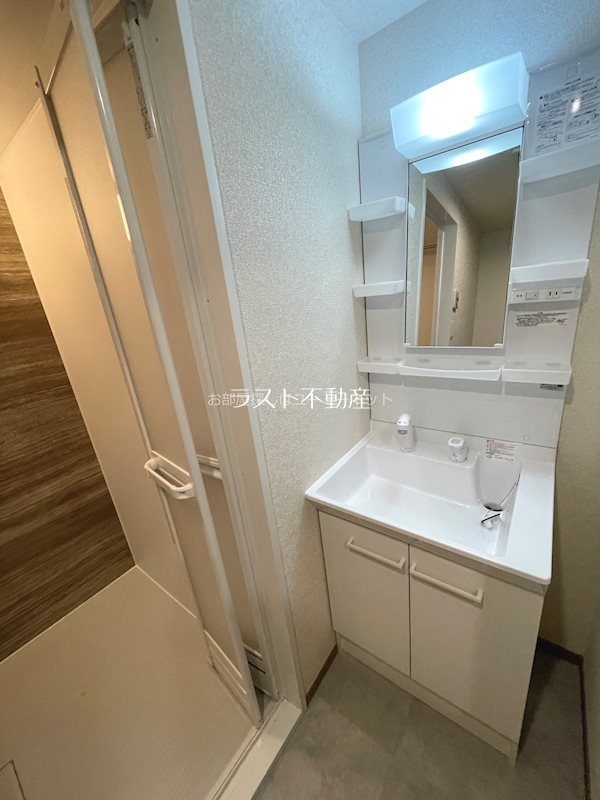 ラフィーネさつま 洗面所