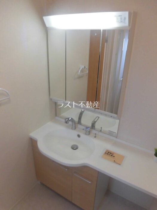 鹿児島県伊佐市大口下殿 洗面所