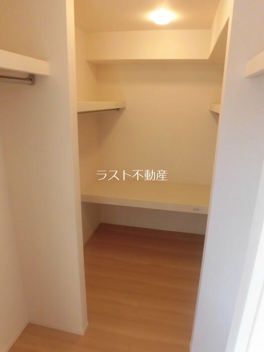 鹿児島県伊佐市大口下殿 収納