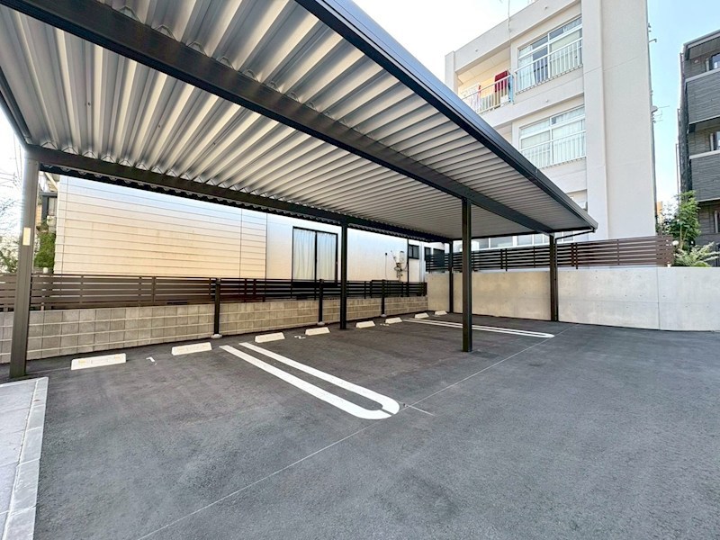 鹿児島県鹿児島市柳町11-22 駐車場