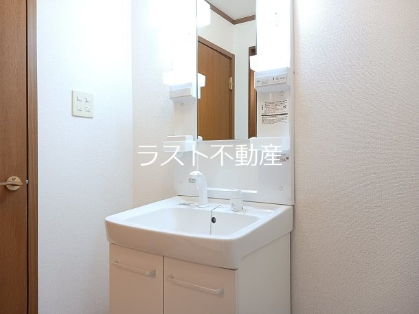 ニーロクセブンⅡ 洗面所