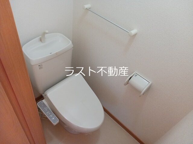ファーウエスト トイレ