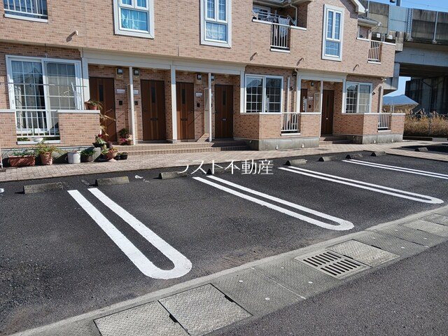 マザーヒロ 駐車場