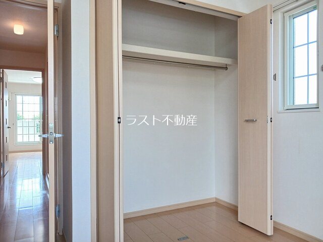 アンソレイエⅣ 収納