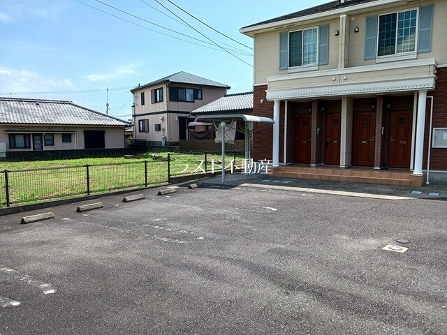 アンソレイエⅣ 駐車場