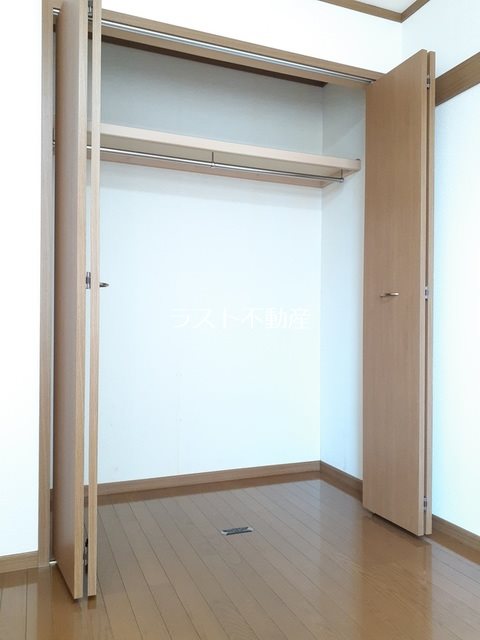 クレストールF 収納