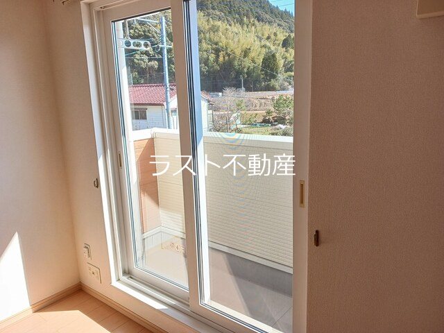 グリーンスプラウトC ベランダ