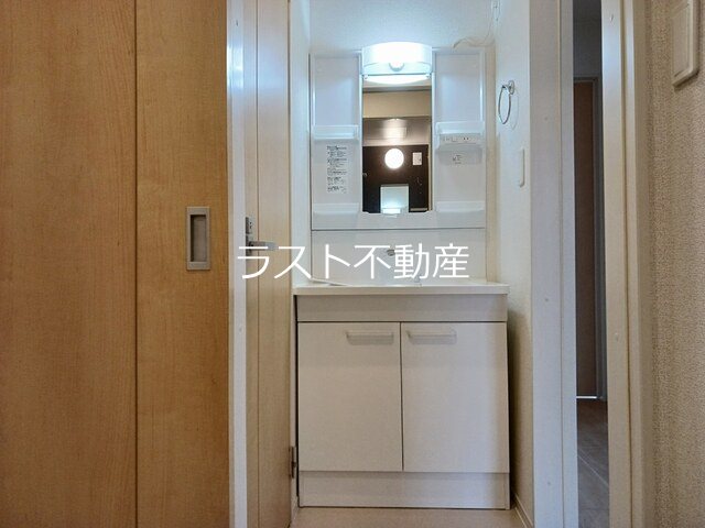ユニゾン・サンリットハウス 洗面所