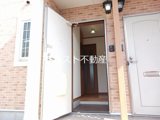 リー・ロアンヌⅡ 玄関