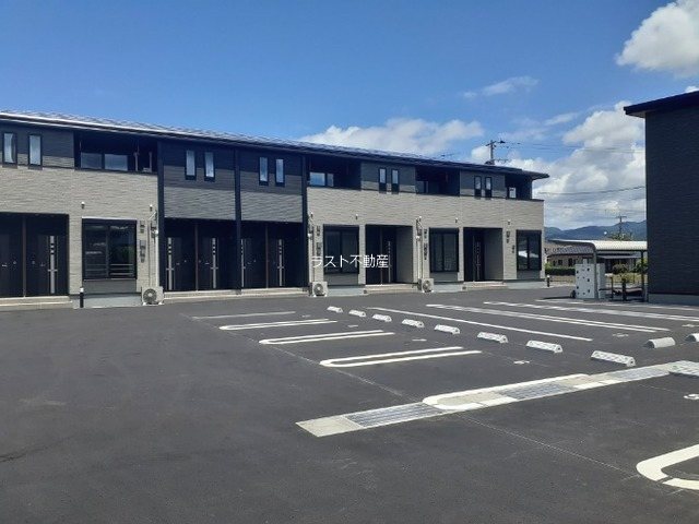 アル　アイン　Ⅱ 駐車場
