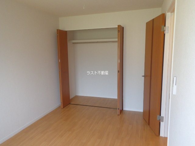 レインボーパレス 収納