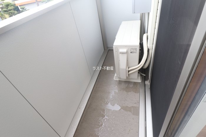 クレスト黄金町 ベランダ