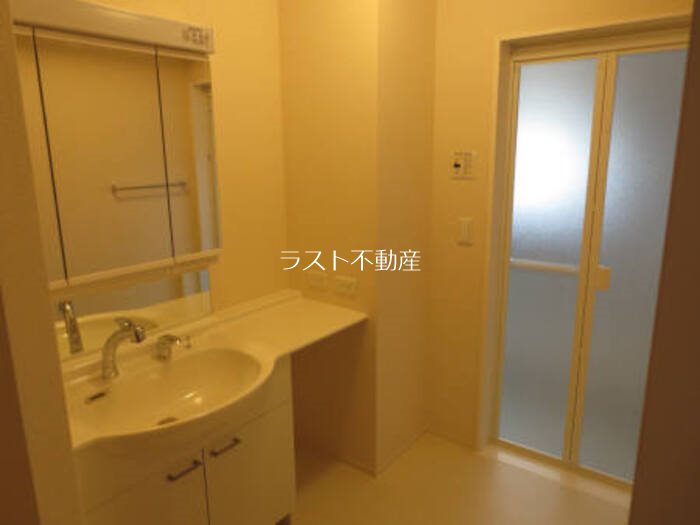 ウエスタンヒルズ　A棟 洗面所