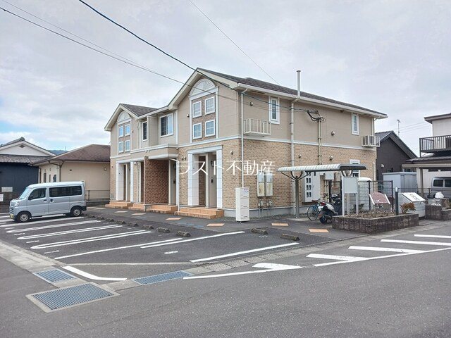 T.Rion 駐車場