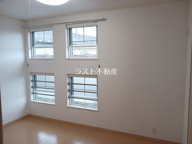 T.Rion ベッドルーム