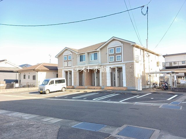 T.Rion 駐車場