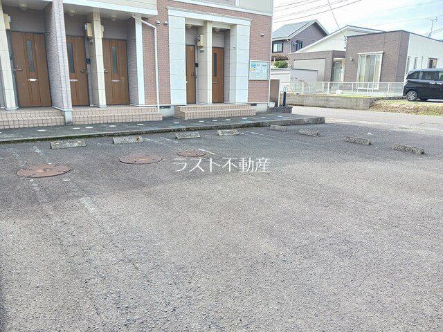 シェトワ 駐車場