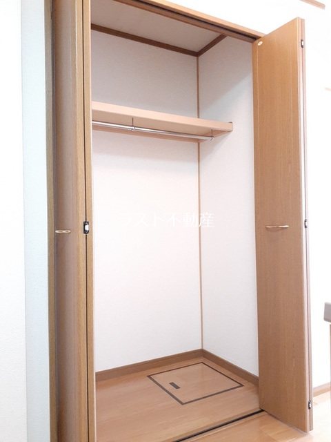 デフィーTJ 収納