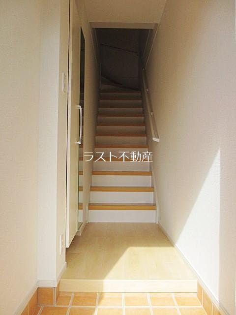 プロムナード彩園 玄関