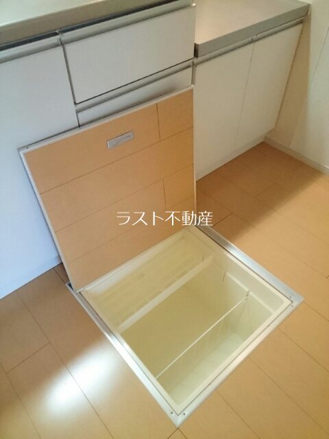 ベラ・ルーチェ宮崎B その他