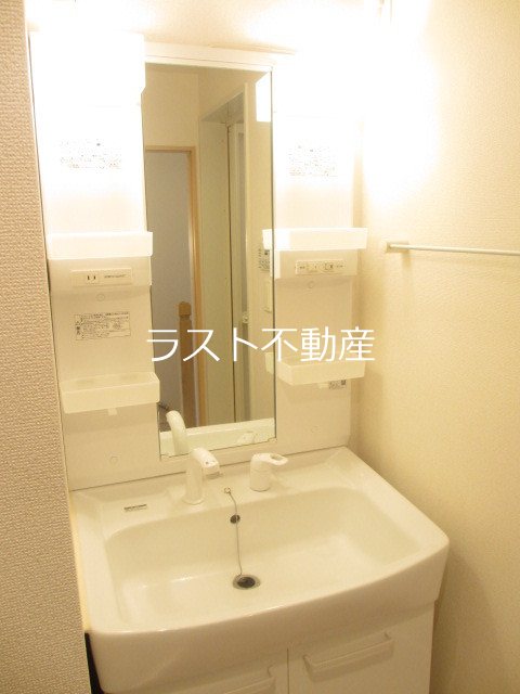 villa sunlit 洗面所