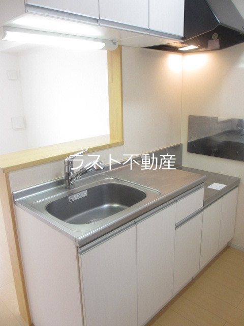 villa sunlit キッチン