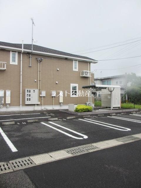 arc-en-ciel B 駐車場