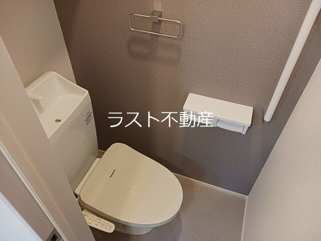 CFメゾン トイレ