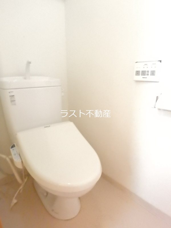 エクシード・グレイシア トイレ